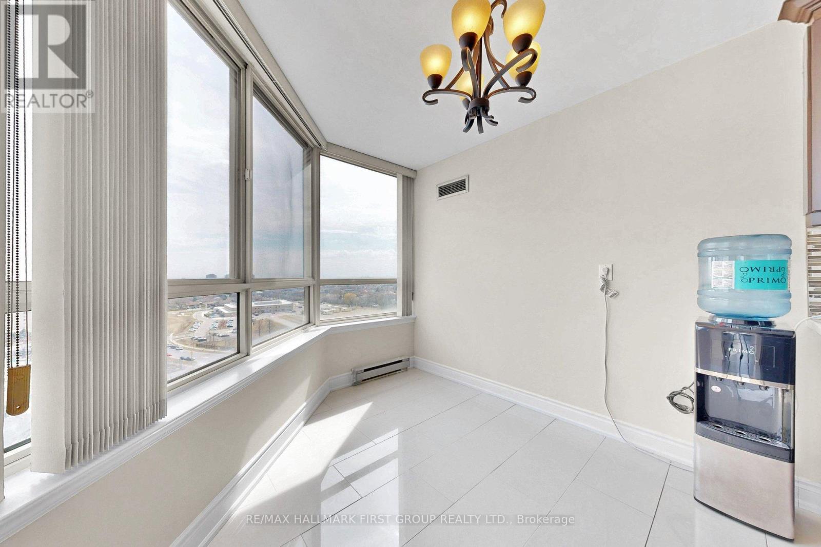 1603 - 3605 Kariya Drive, Mississauga, Ontario  L5B 3J4 - Photo 18 - W12941342