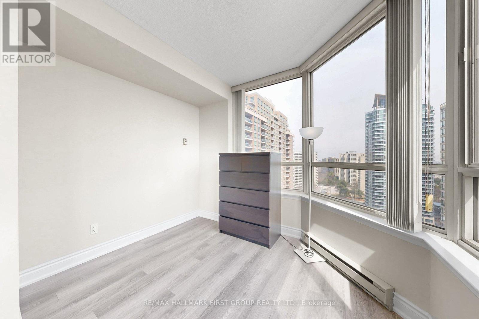 1603 - 3605 Kariya Drive, Mississauga, Ontario  L5B 3J4 - Photo 30 - W12941342