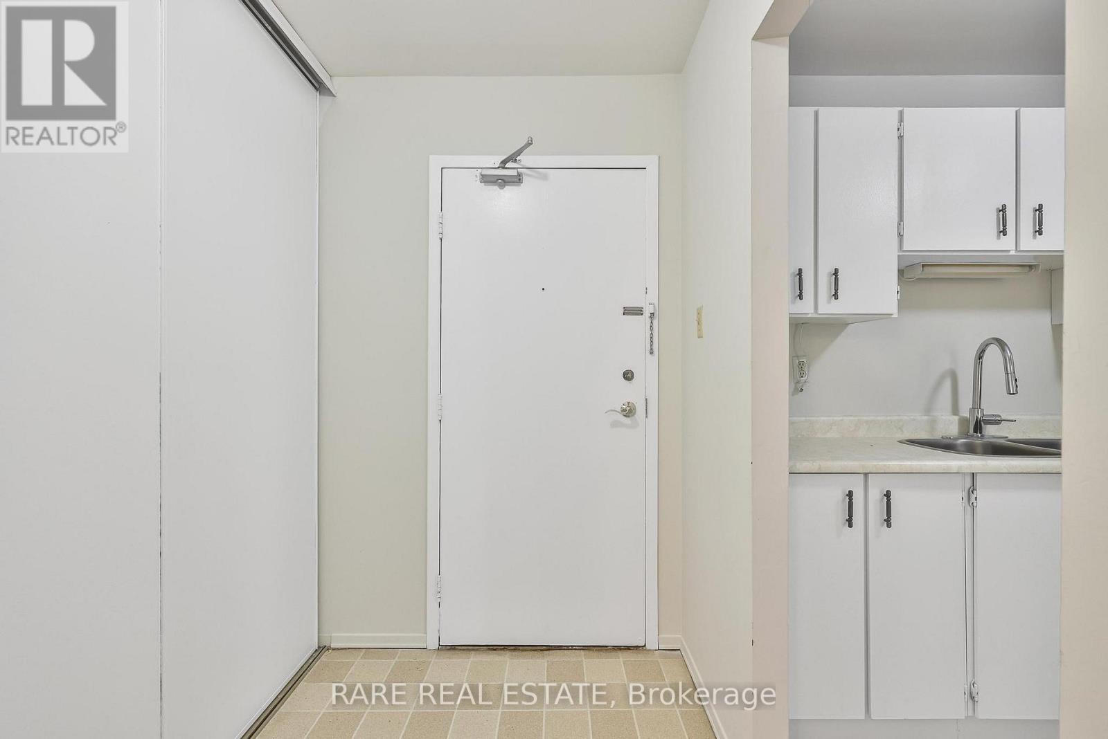 305 - 45 Bredin Parkway, Orangeville, Ontario  L9W 3X2 - Photo 22 - W12941390