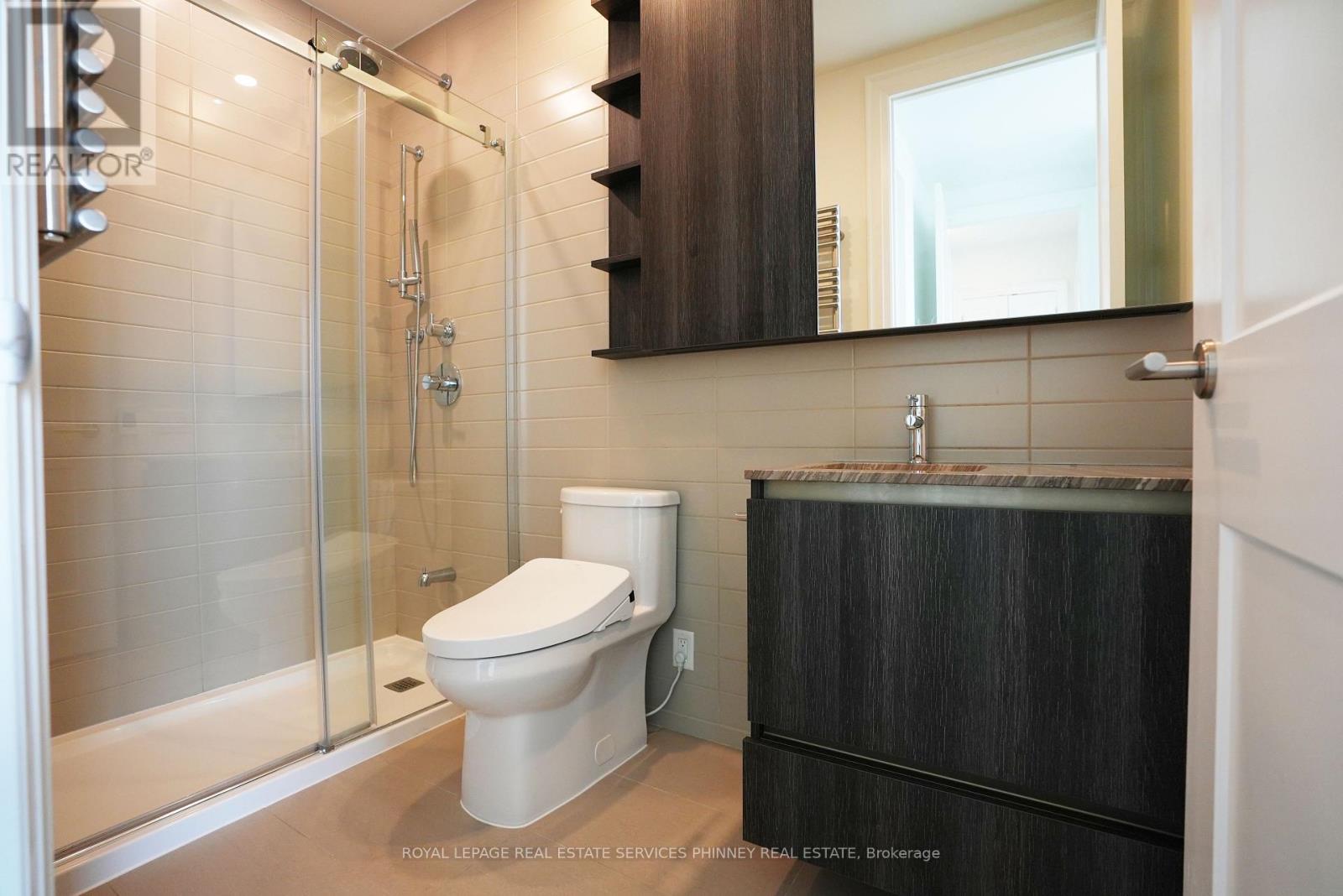 1702 - 21 Park Street, Mississauga, Ontario  L5G 1L7 - Photo 13 - W12941404