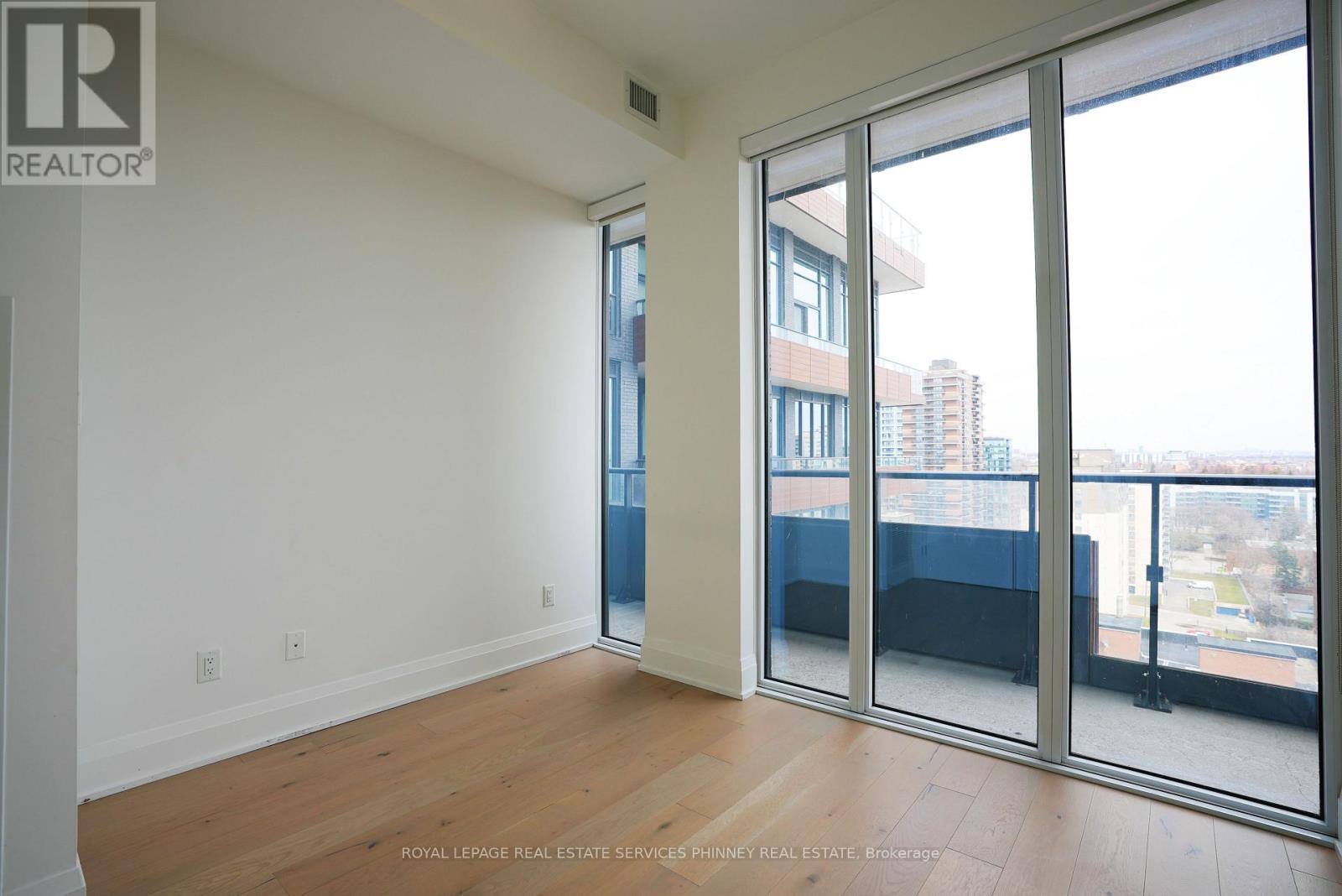 1702 - 21 Park Street, Mississauga, Ontario  L5G 1L7 - Photo 15 - W12941404