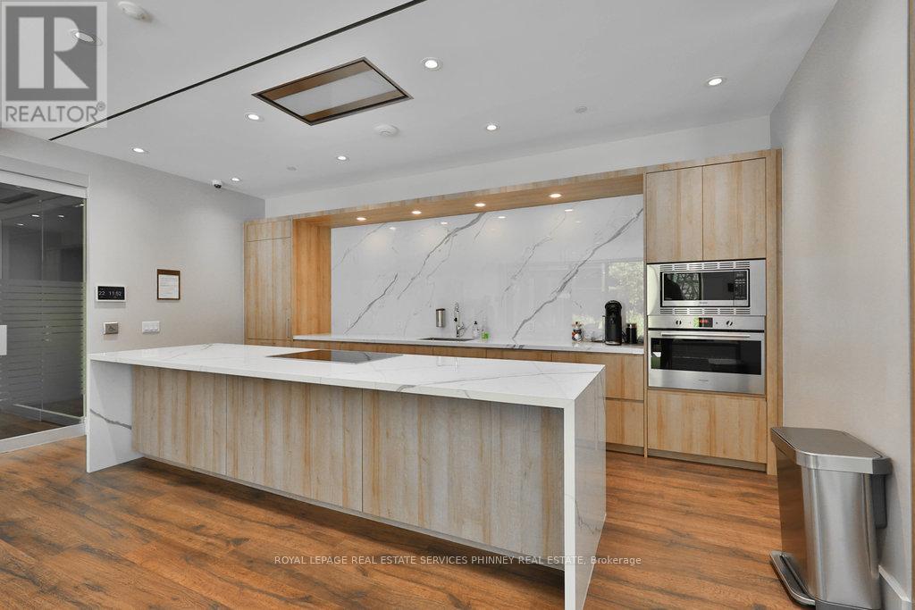 1702 - 21 Park Street, Mississauga, Ontario  L5G 1L7 - Photo 28 - W12941404