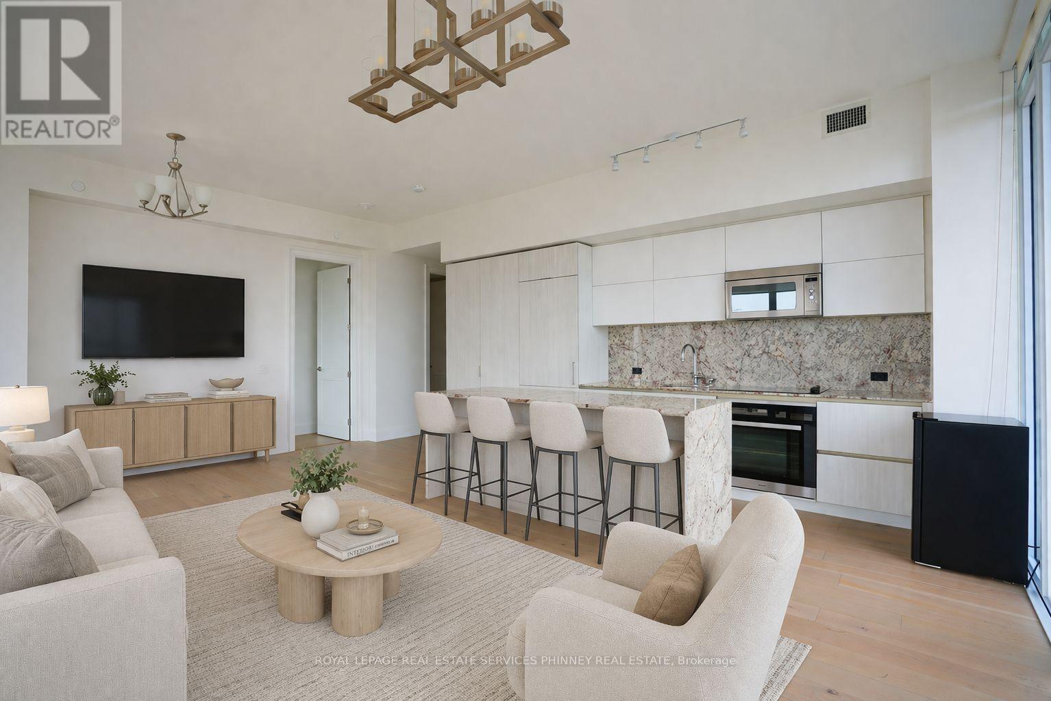 1702 - 21 Park Street, Mississauga, Ontario  L5G 1L7 - Photo 7 - W12941404