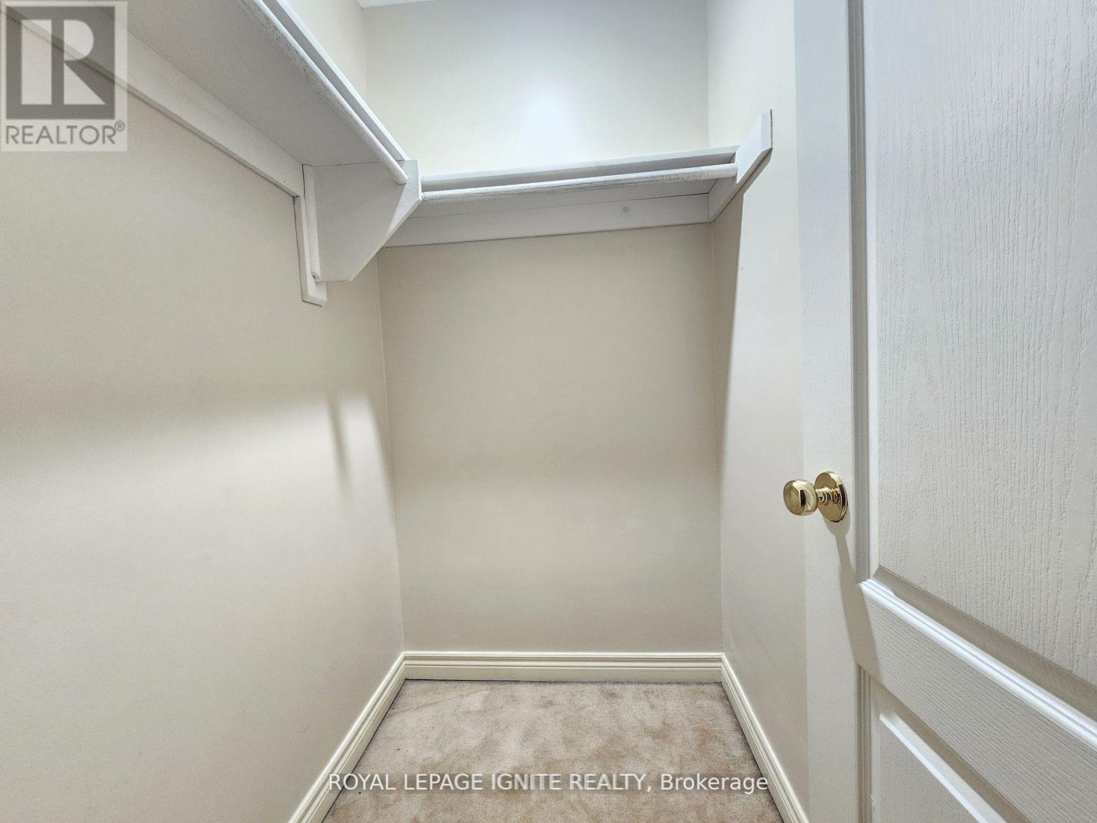 60 Pressed Brick Drive, Brampton, Ontario  L6V 4K3 - Photo 11 - W12941412