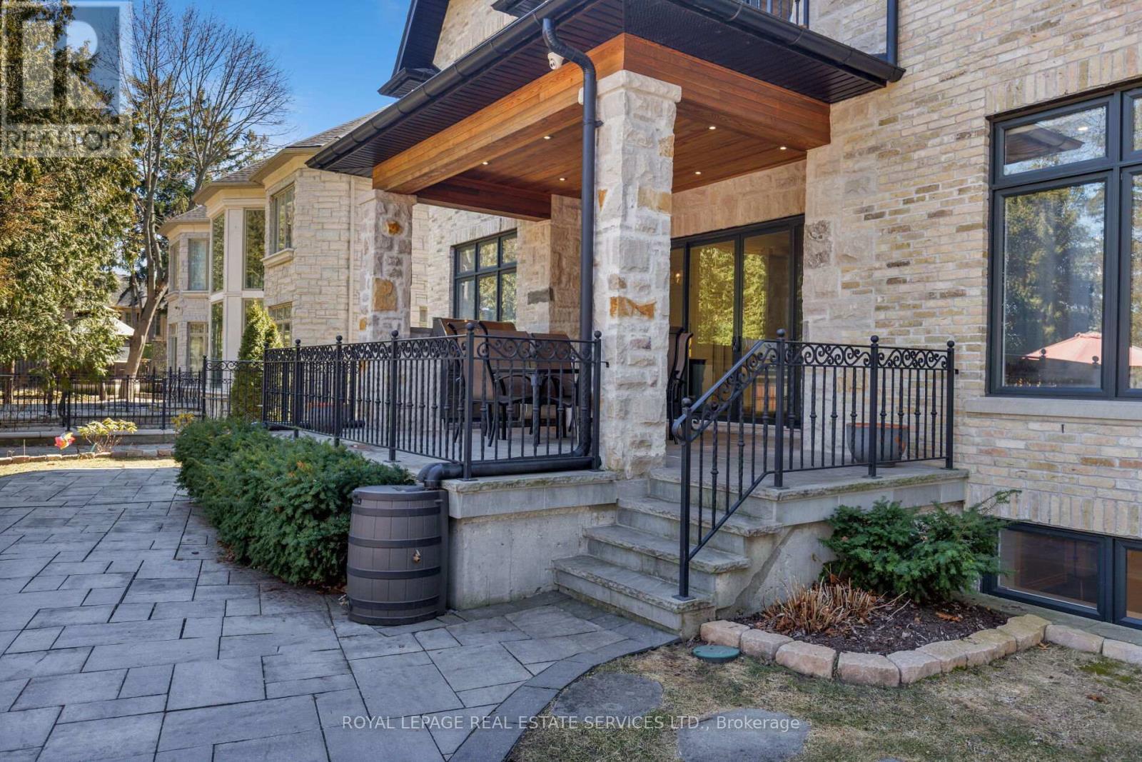 1165 Garden Road, Mississauga, Ontario  L5H 3J5 - Photo 44 - W12941424