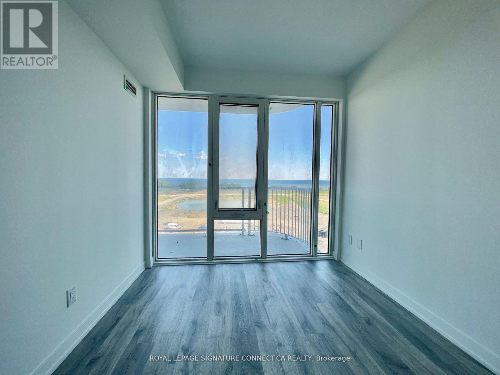 706 - 220 Missinnihe Way, Mississauga, Ontario  L5H 0A9 - Photo 11 - W12941434