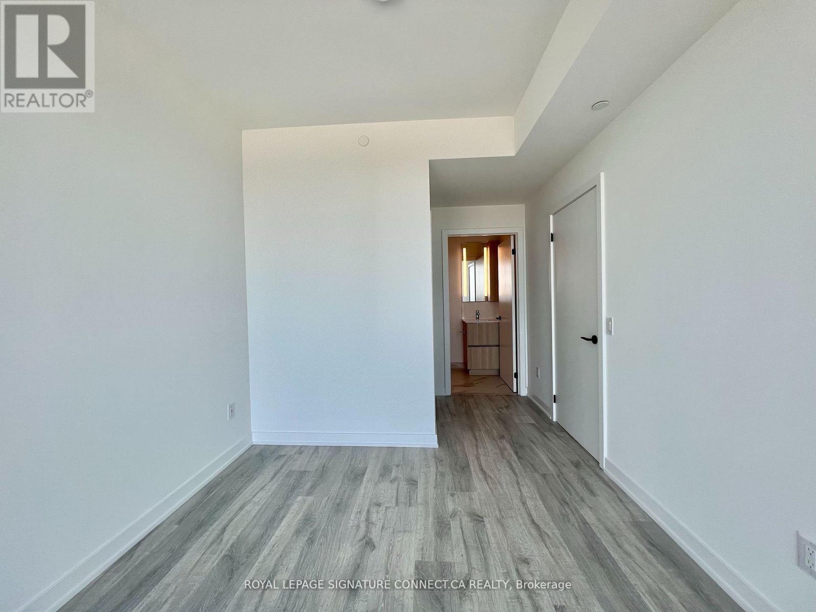 706 - 220 Missinnihe Way, Mississauga, Ontario  L5H 0A9 - Photo 12 - W12941434