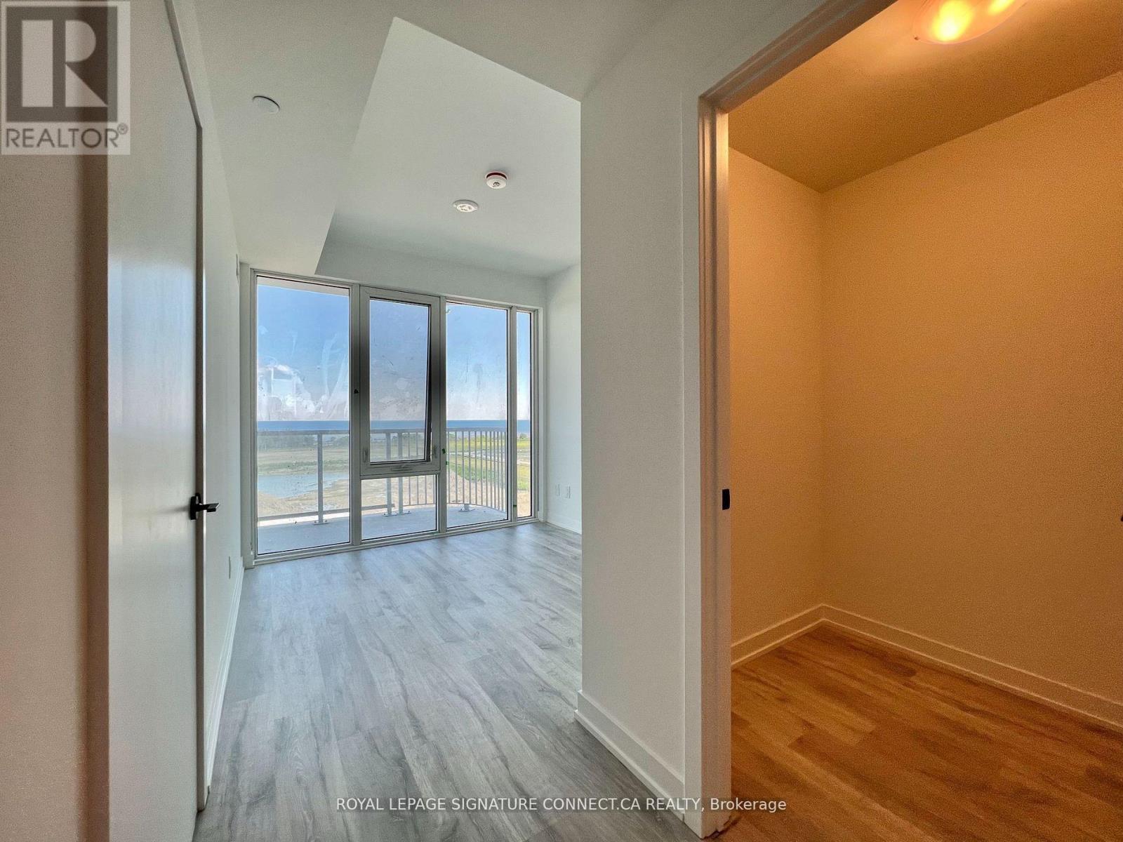 706 - 220 Missinnihe Way, Mississauga, Ontario  L5H 0A9 - Photo 13 - W12941434