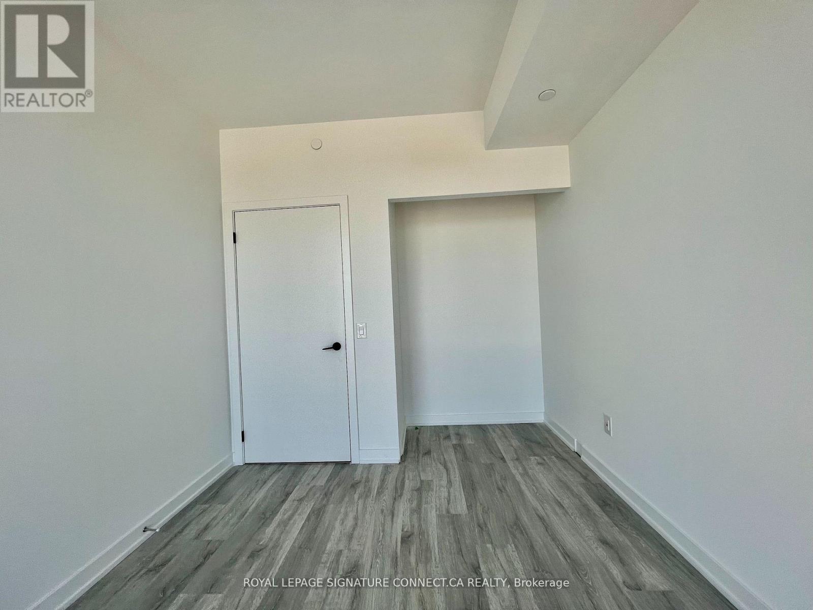 706 - 220 Missinnihe Way, Mississauga, Ontario  L5H 0A9 - Photo 16 - W12941434