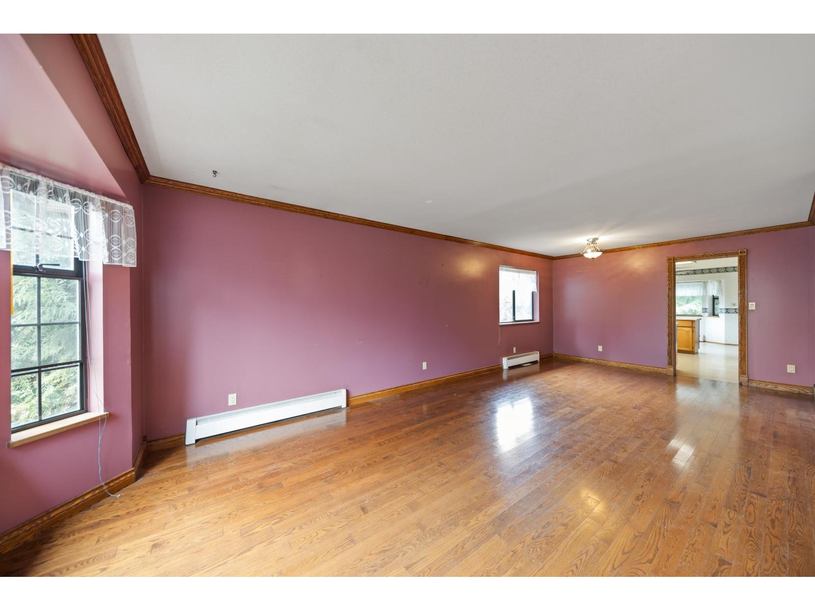 5553 181a Street, Surrey, British Columbia  V3S 7Z2 - Photo 4 - R3105525