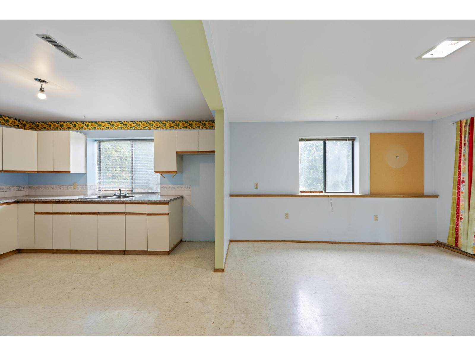 5553 181a Street, Surrey, British Columbia  V3S 7Z2 - Photo 26 - R3105525