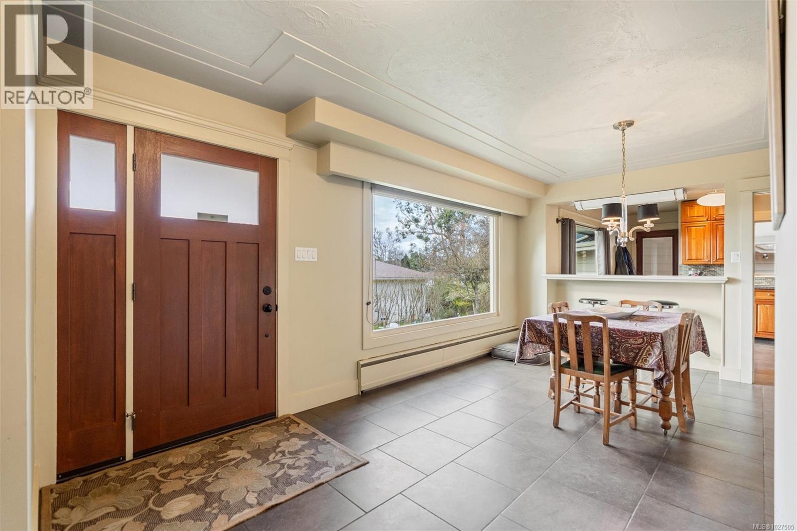 1790 Keith Pl, Saanich, British Columbia  V8P 1E4 - Photo 12 - 1027505