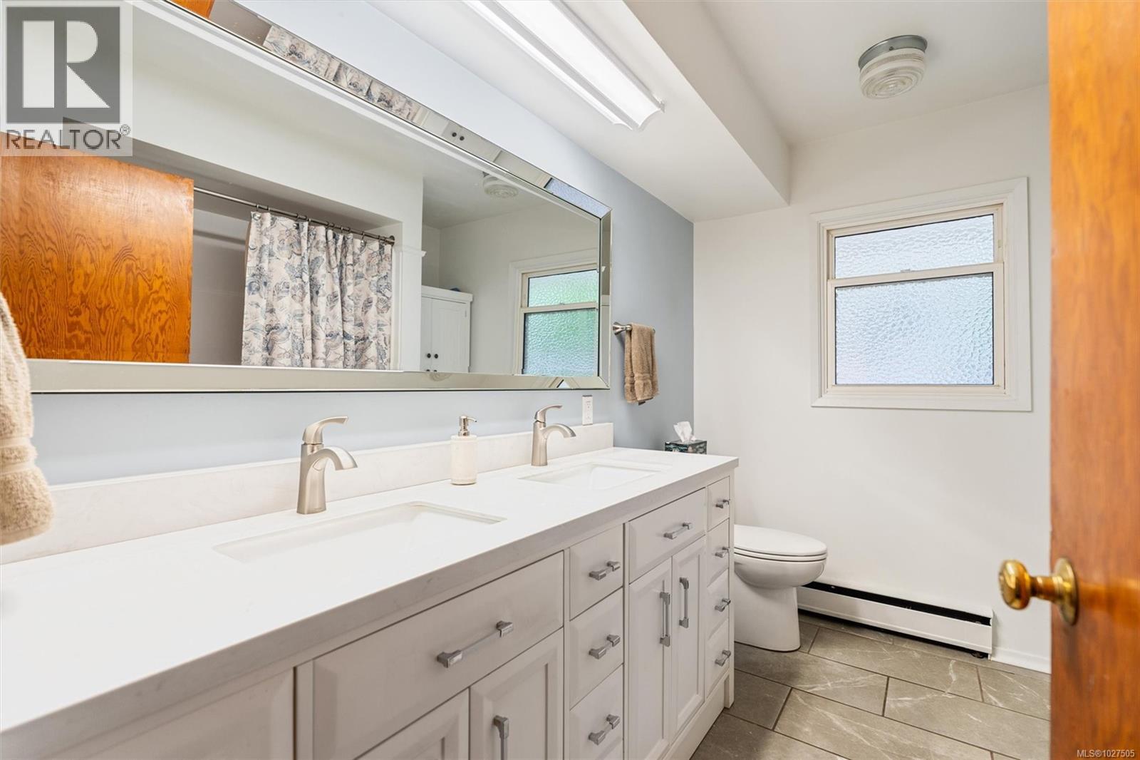 1790 Keith Pl, Saanich, British Columbia  V8P 1E4 - Photo 15 - 1027505