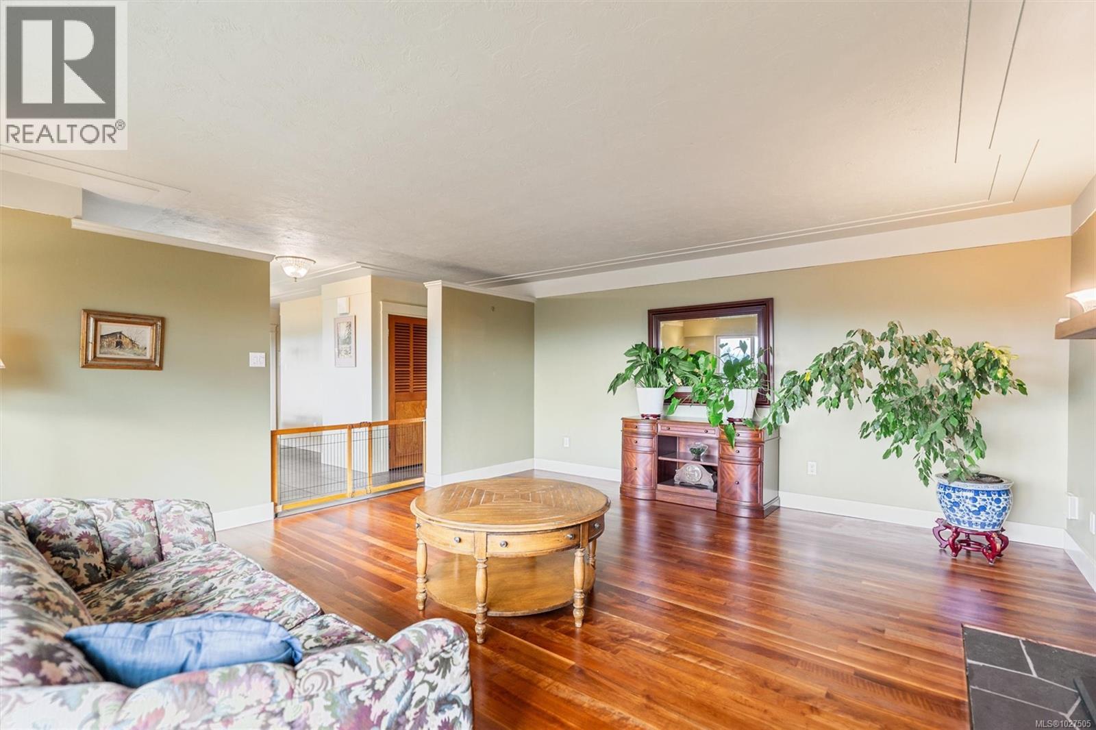 1790 Keith Pl, Saanich, British Columbia  V8P 1E4 - Photo 11 - 1027505