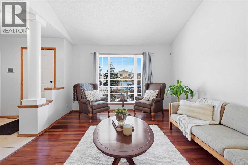 263 Coral Keys Drive Ne, Calgary, Alberta  T3J 3K5 - Photo 3 - A2288400