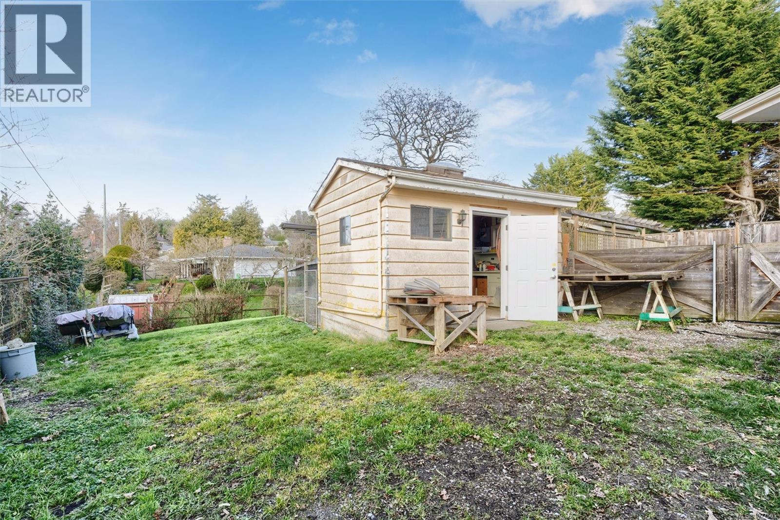 1790 Keith Pl, Saanich, British Columbia  V8P 1E4 - Photo 41 - 1027505