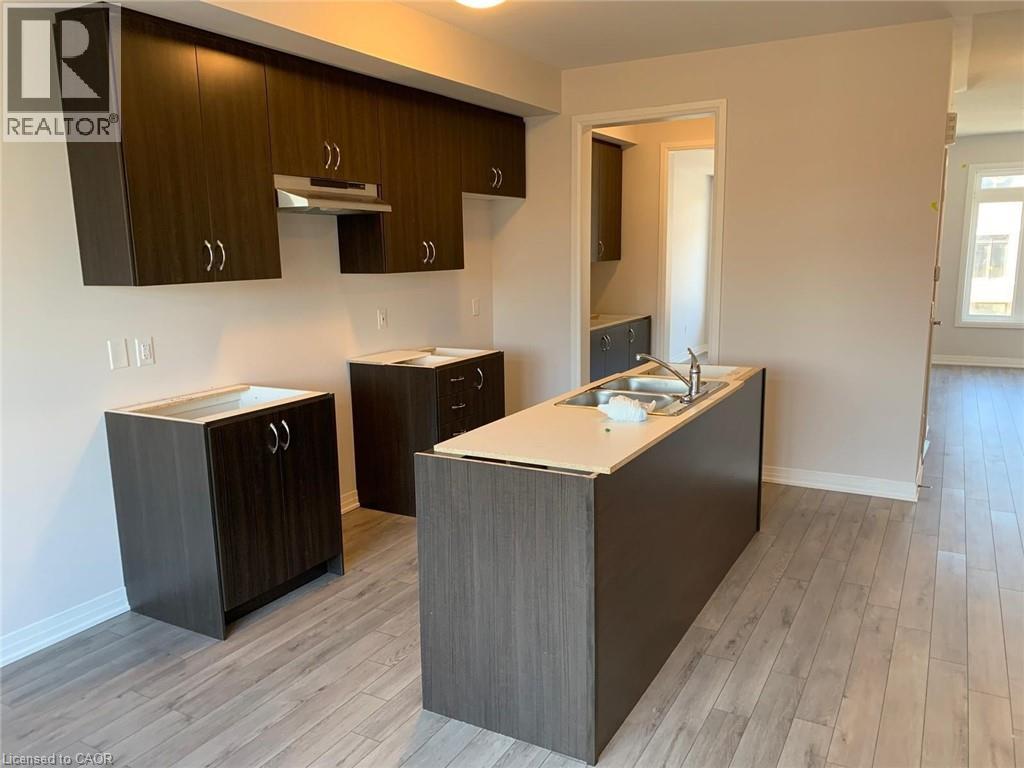 585 Colborne Street E Unit# 109, Brantford, Ontario  N3S 0K4 - Photo 4 - 40816321