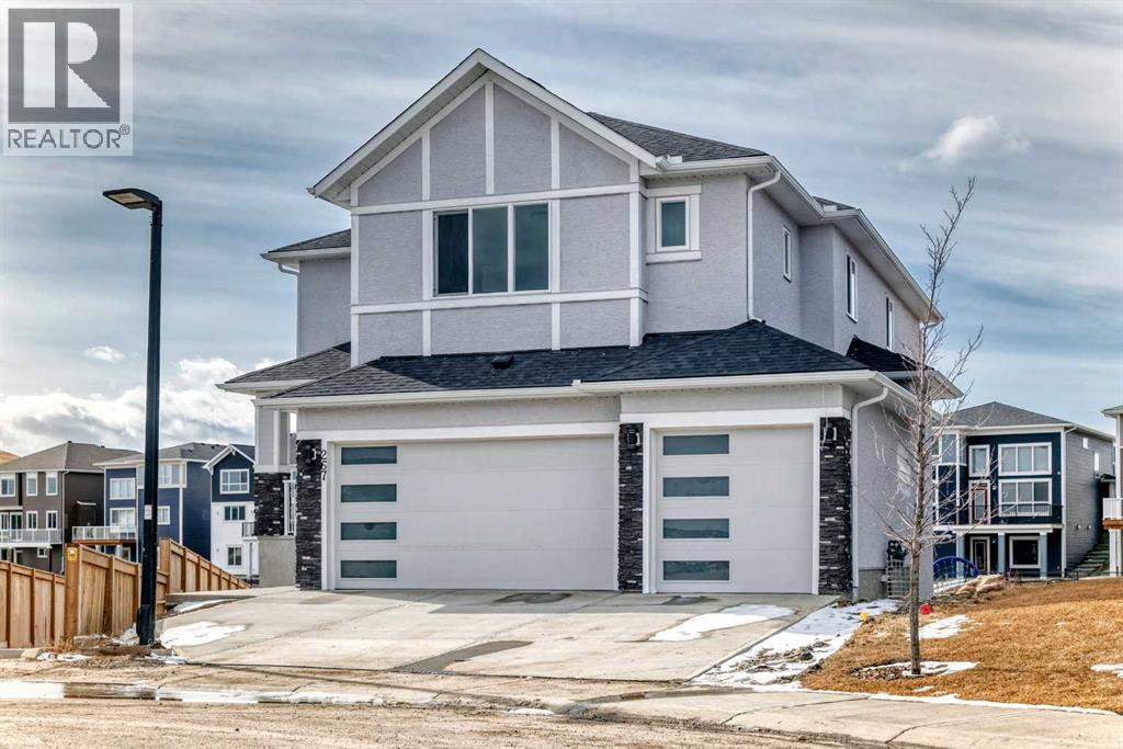 267 Chelsea Heath, Chestermere, Alberta  T1X 2N4 - Photo 2 - A2295827