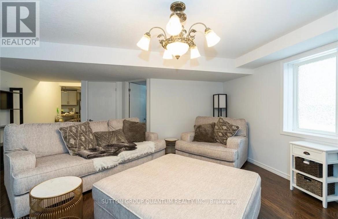 #lower - 1176 Birchwood Drive, London South, Ontario  N6K 5C1 - Photo 10 - X12941360