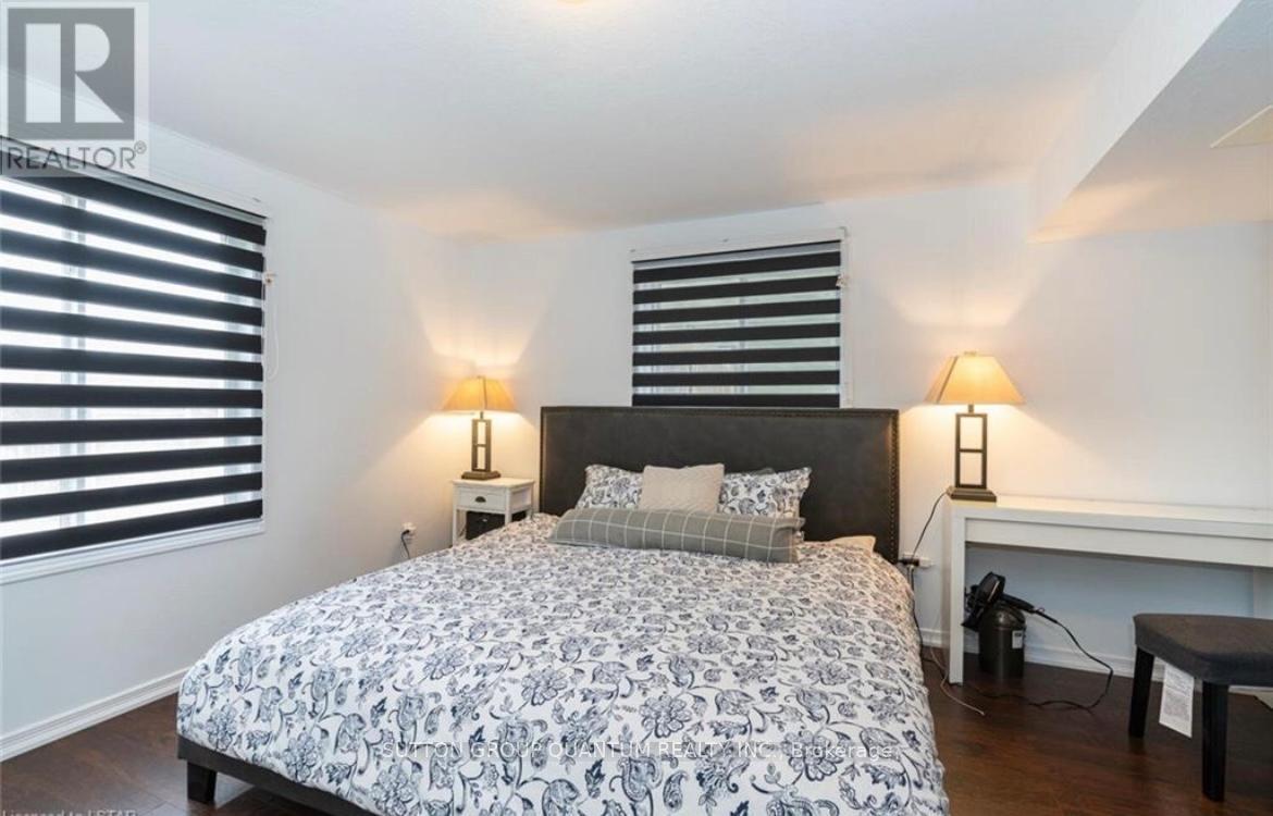 #lower - 1176 Birchwood Drive, London South, Ontario  N6K 5C1 - Photo 11 - X12941360