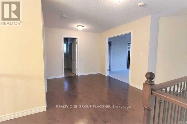 15 Sasha Court, Hamilton, Ontario  L8E 0A3 - Photo 15 - X12941380