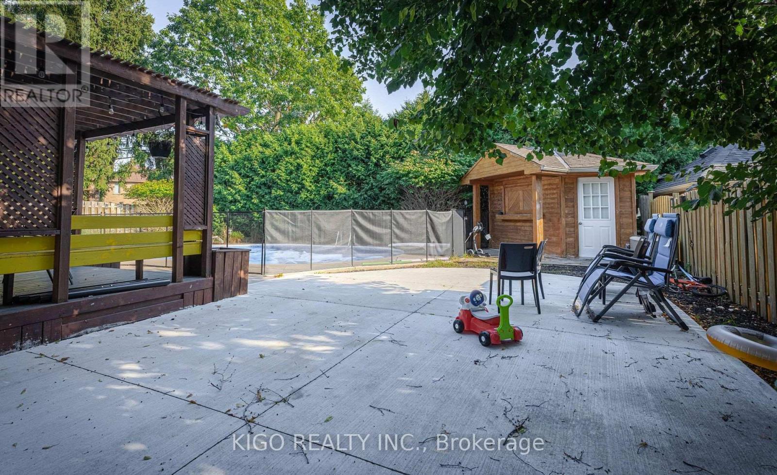 167 Sunnyside Drive, London North, Ontario  N5X 3P7 - Photo 30 - X12941432