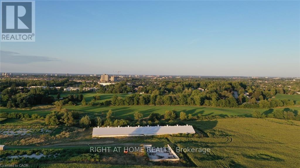 2265 Snyders Road E, Wilmot, Ontario  N0B 2H0 - Photo 11 - X12941440