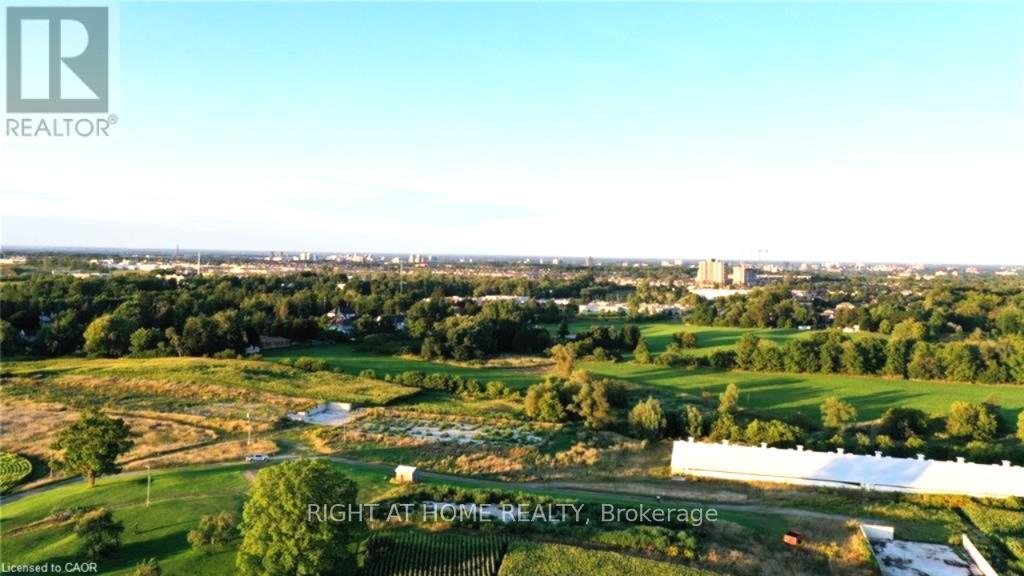 2265 Snyders Road E, Wilmot, Ontario  N0B 2H0 - Photo 12 - X12941440