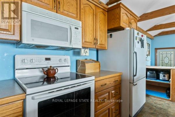 557 Edgewater Place, Haldimand, Ontario  N1A 2W8 - Photo 23 - X12941476