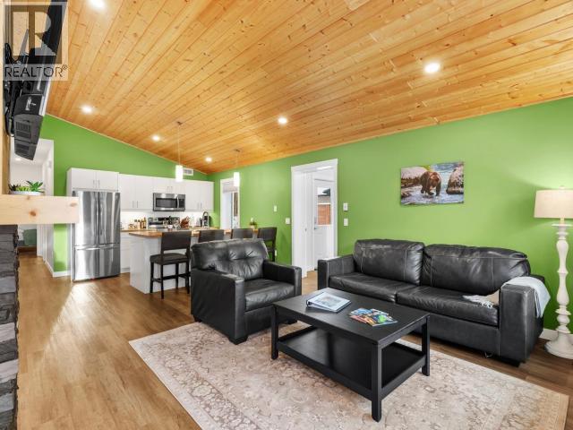 34 Takhini Meadows Drive, Whitehorse North, Yukon  Y1A 7A2 - Photo 12 - 17135