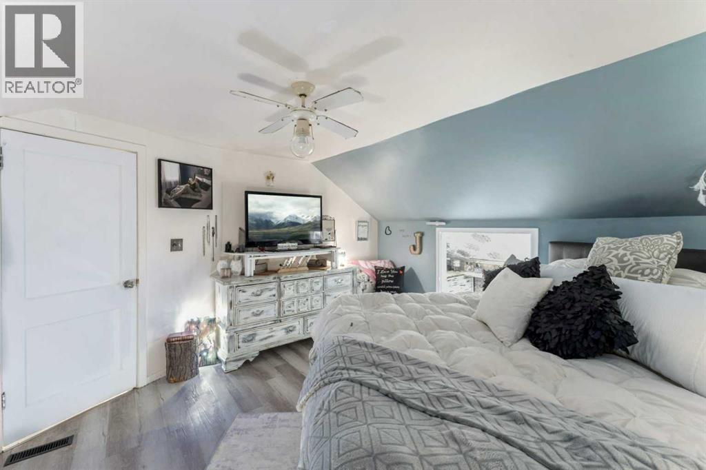 1-4, 320075 Range Road 240, Rural Kneehill County, Alberta  T0M 1A0 - Photo 15 - A2278728