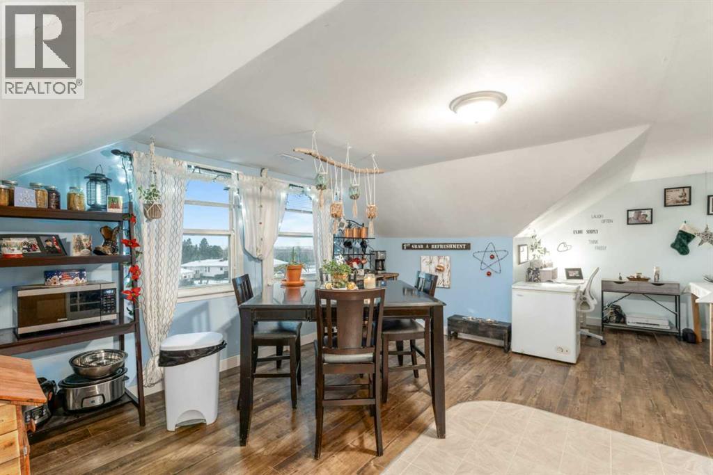 1-4, 320075 Range Road 240, Rural Kneehill County, Alberta  T0M 1A0 - Photo 7 - A2278728