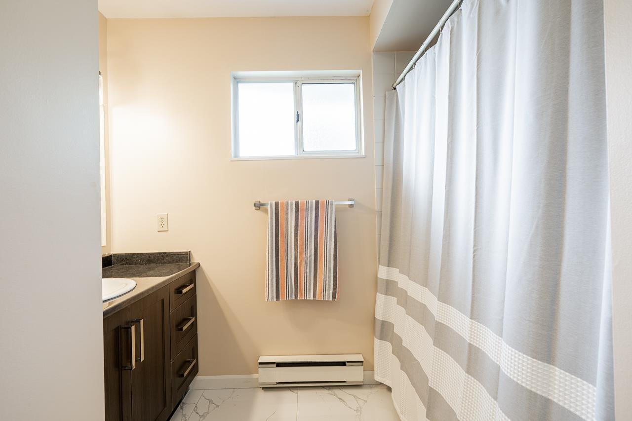 12946 66a Avenue, Surrey, British Columbia  V3W 8Z7 - Photo 25 - R3104800