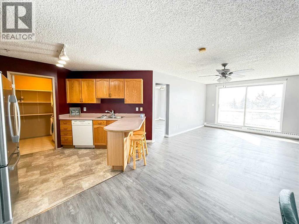 318, 9700 92 Avenue, Grande Prairie, Alberta  T8V 6Z7 - Photo 2 - A2297110