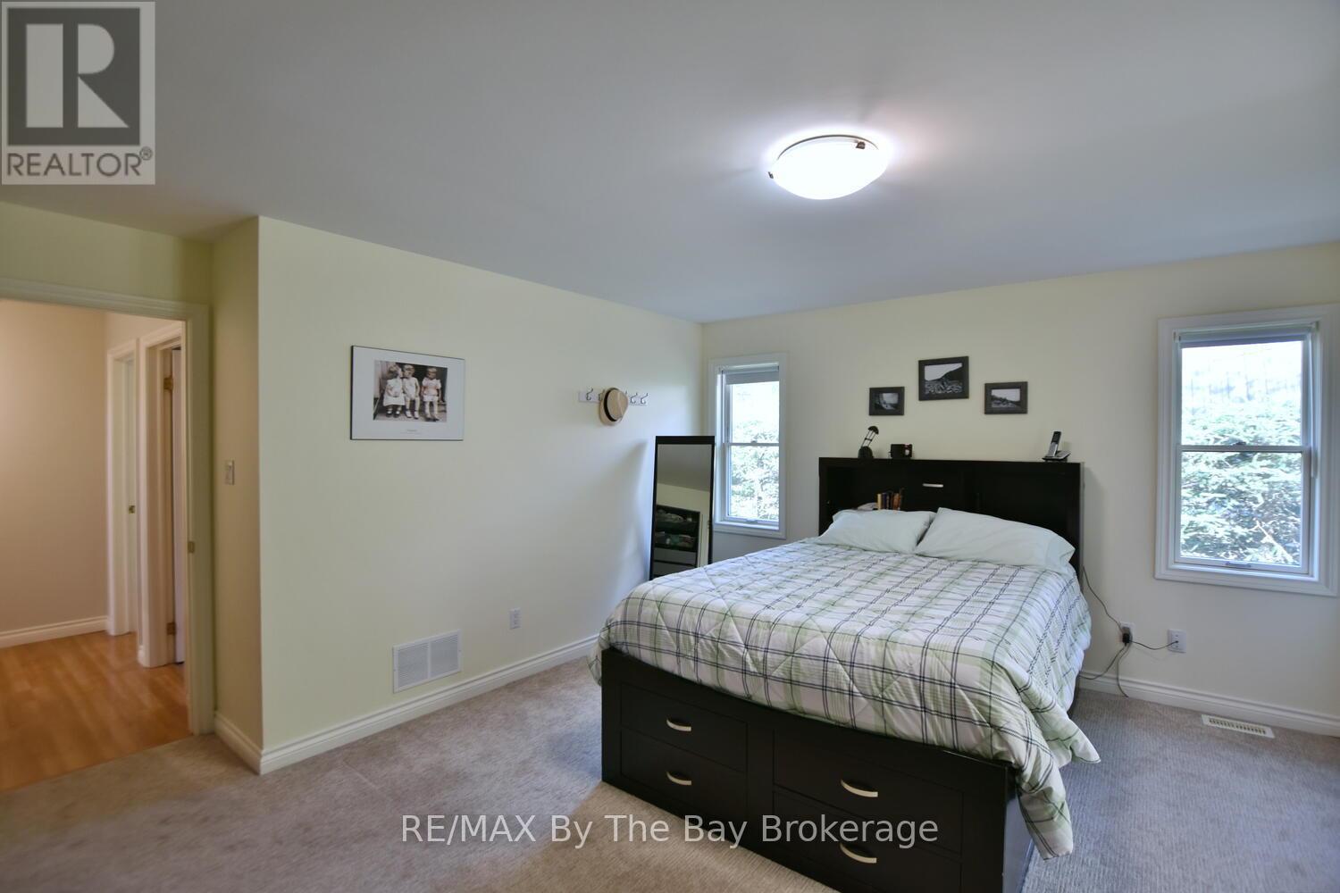 1327 River Road E, Wasaga Beach, Ontario L9Z 2R7 - Photo 24 - S12941550