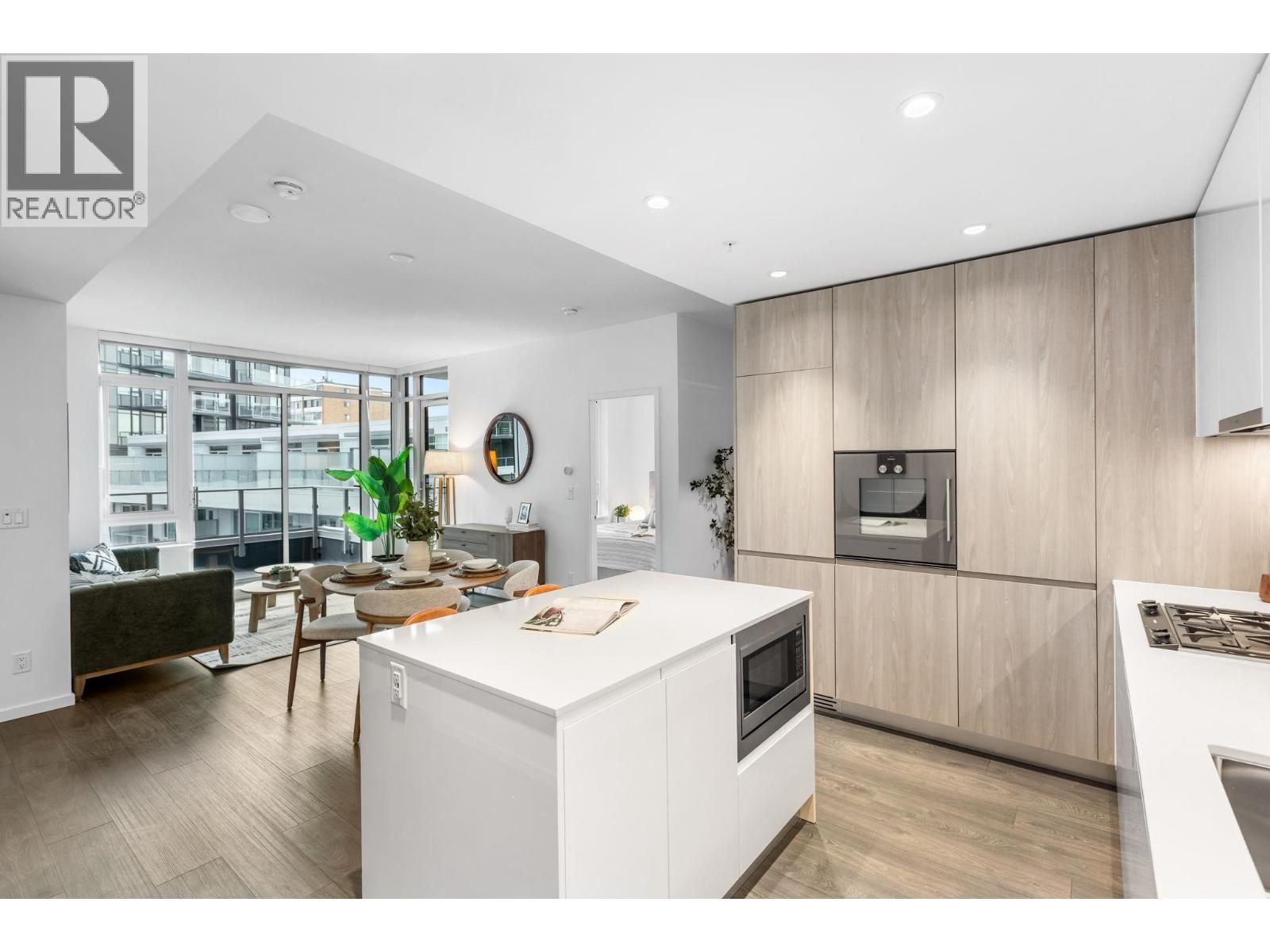 6300 Minoru Boulevard, Richmond, British Columbia  V6Y 0N1 - Photo 1 - R3105544