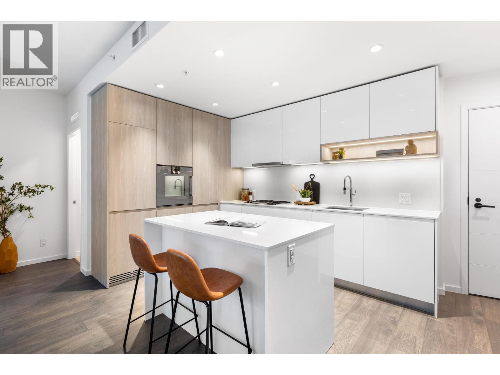 6300 Minoru Boulevard, Richmond, British Columbia  V6Y 0N1 - Photo 13 - R3105544