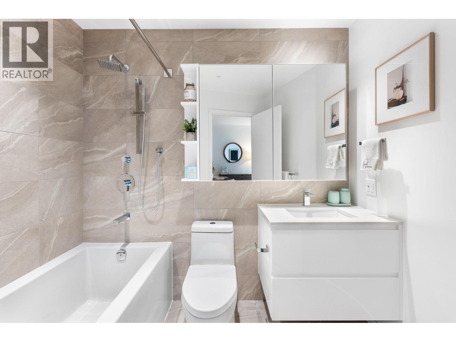 6300 Minoru Boulevard, Richmond, British Columbia  V6Y 0N1 - Photo 25 - R3105544