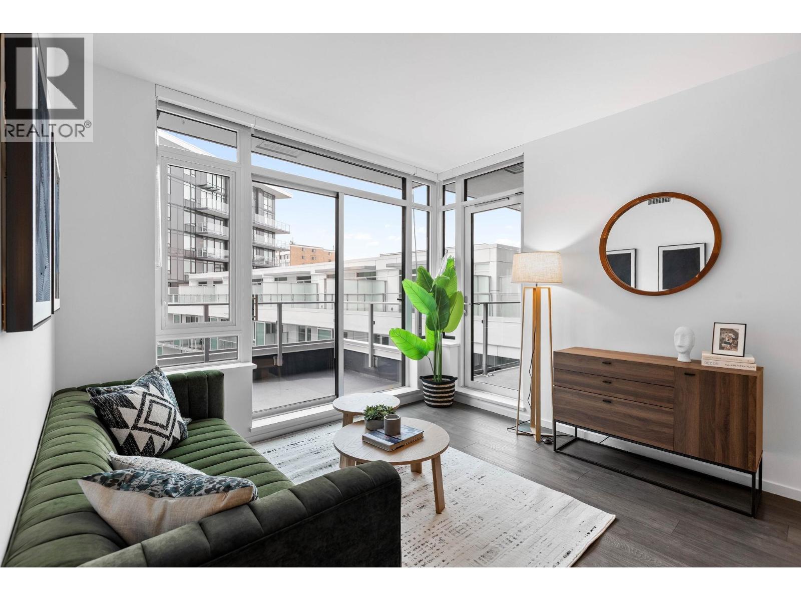 6300 Minoru Boulevard, Richmond, British Columbia  V6Y 0N1 - Photo 3 - R3105544