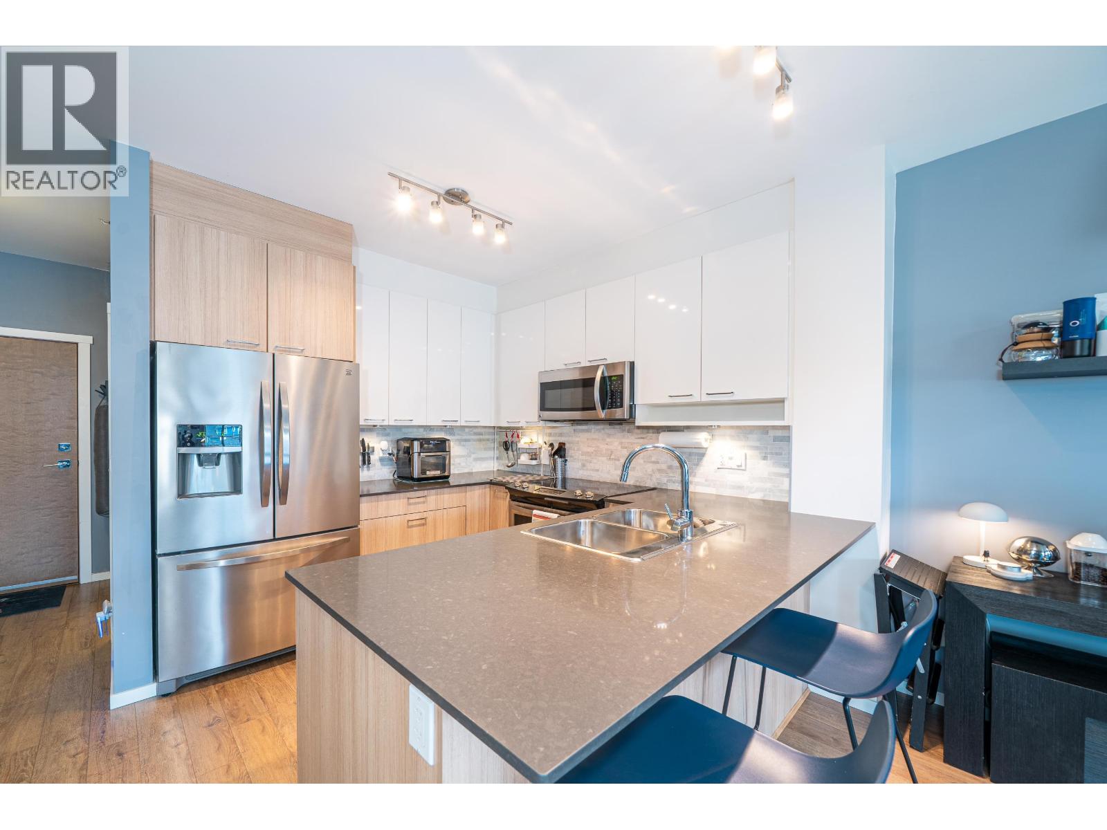 409 210 Lebleu Street, Coquitlam, British Columbia  V3K 4L6 - Photo 9 - R3105548