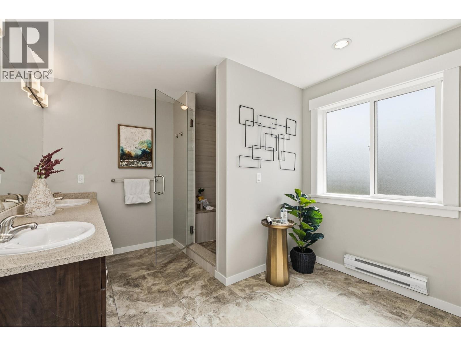 2558 Burian Drive, Coquitlam, British Columbia  V3K 5W9 - Photo 21 - R3105558