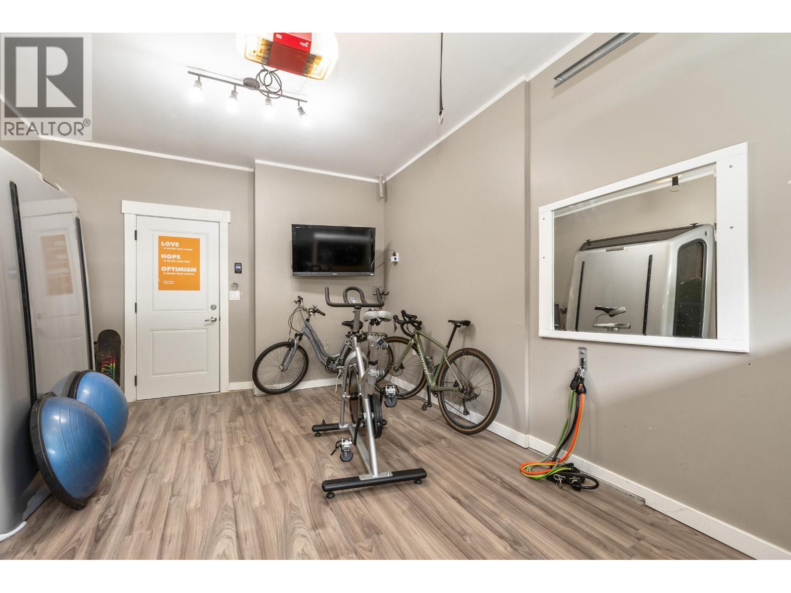 2558 Burian Drive, Coquitlam, British Columbia  V3K 5W9 - Photo 29 - R3105558