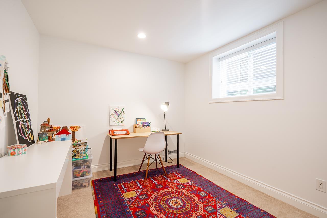 2440 124b Street, Surrey, British Columbia  V4A 3N6 - Photo 33 - R3105535