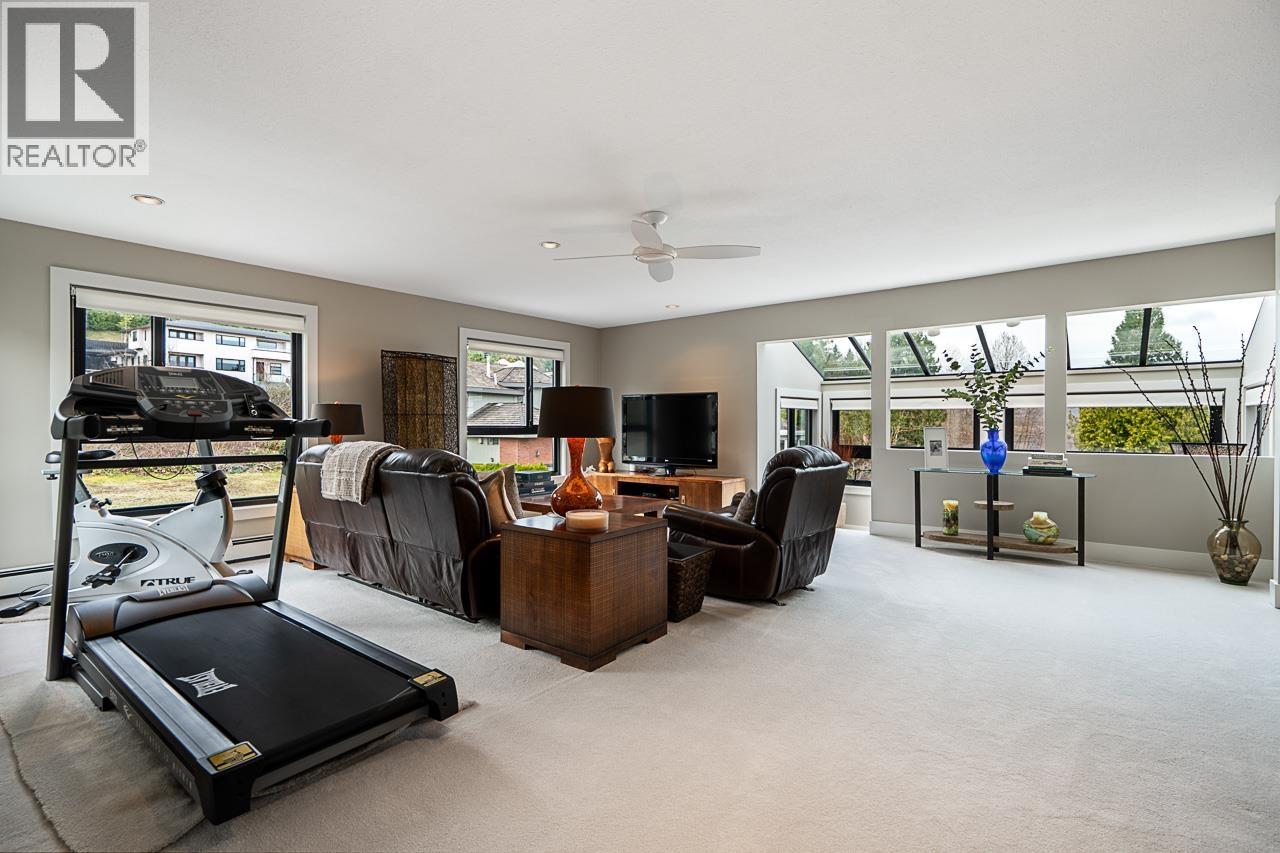 5570 Hampstead Place, Burnaby, British Columbia  V5E 4E7 - Photo 21 - R3105316