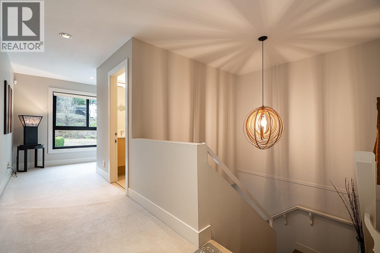 5570 Hampstead Place, Burnaby, British Columbia  V5E 4E7 - Photo 20 - R3105316