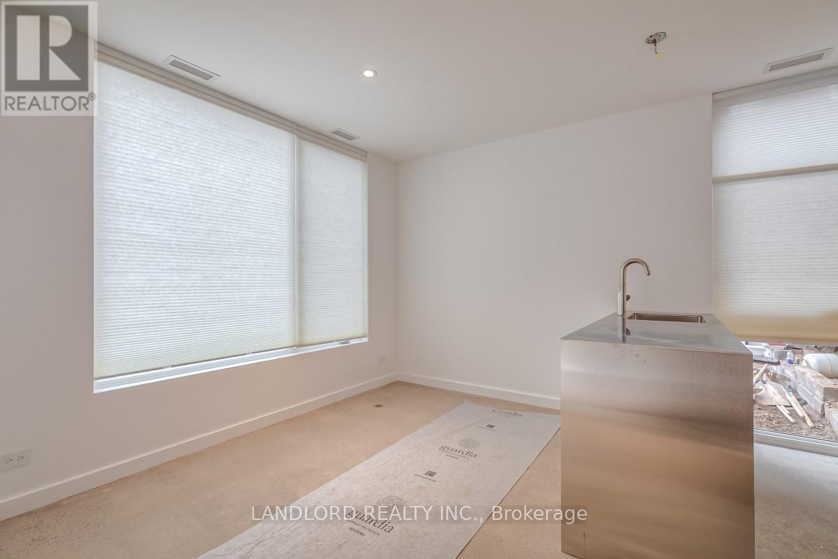 Laneway - 429 Brock Avenue, Toronto, Ontario  M6H 3N7 - Photo 8 - C12941510