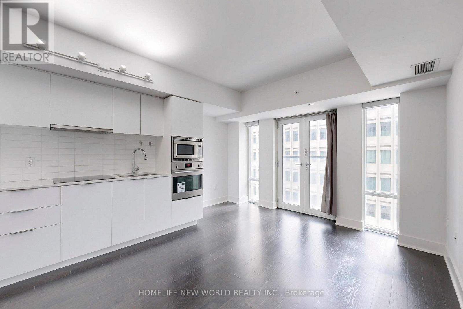 625 - 955 BAY STREET, Toronto, Ontario