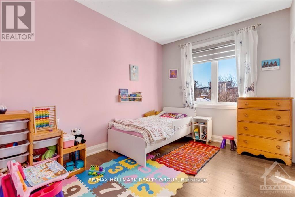 250 Richardson Avenue, Ottawa, Ontario  K2B 5G6 - Photo 25 - X12941514