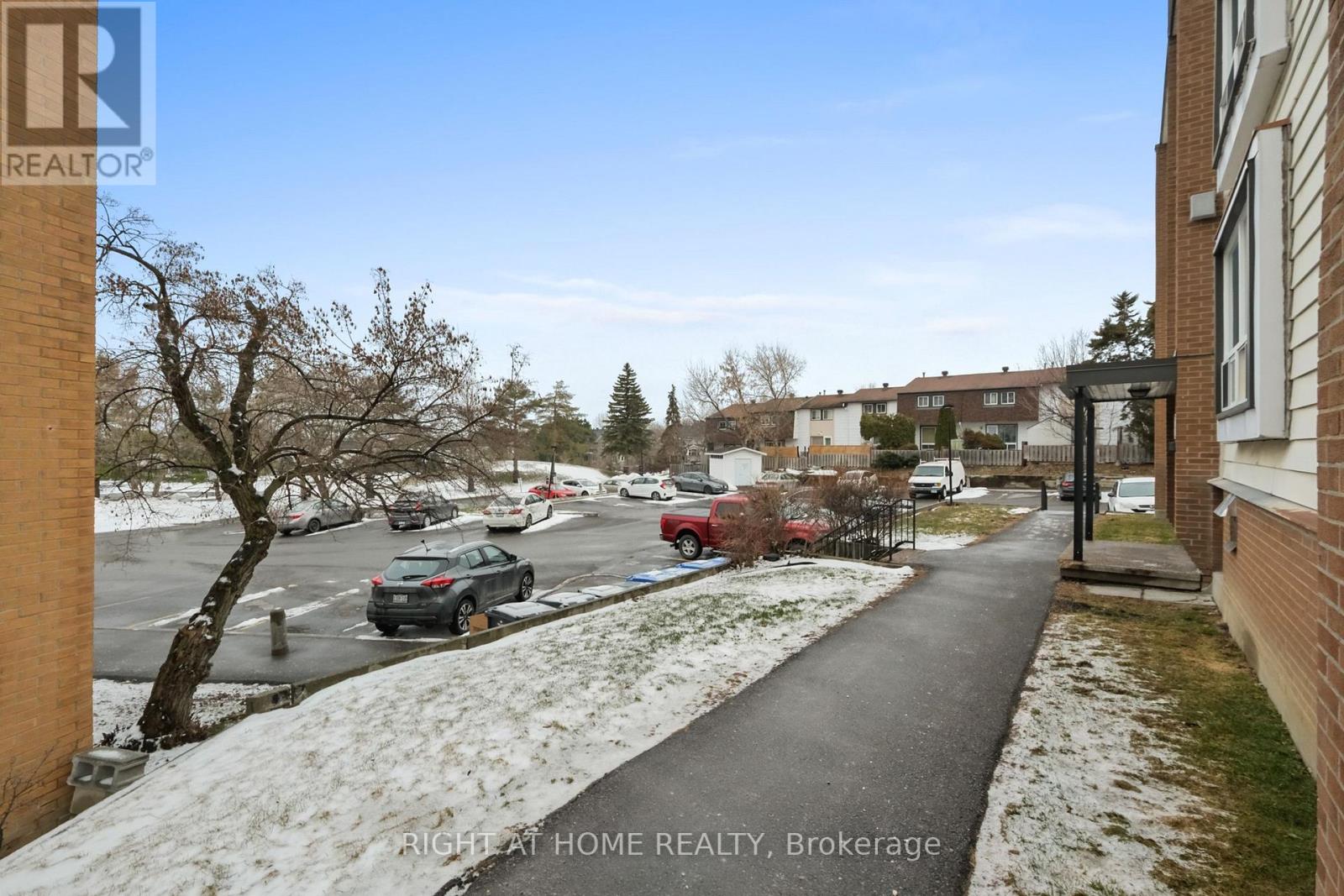 11 - 898 Elmsmere Road, Ottawa, Ontario  K1J 7T6 - Photo 17 - X12941532