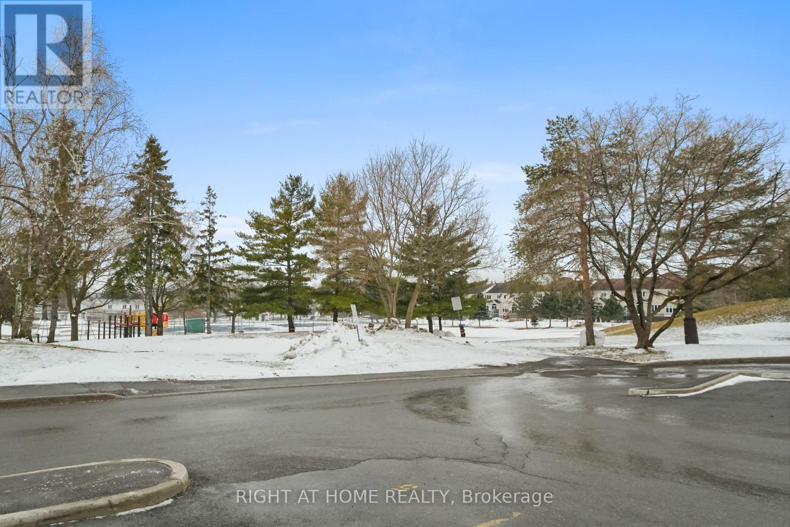 11 - 898 Elmsmere Road, Ottawa, Ontario  K1J 7T6 - Photo 18 - X12941532